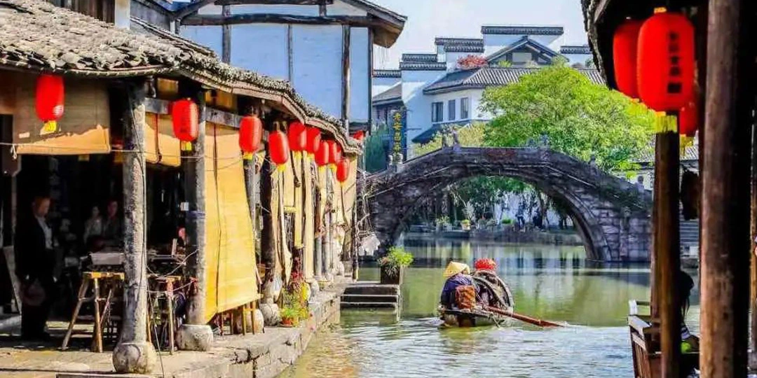 Go to Shaoxing Ancient Towns: A Perfect Day Trip in Winter!
